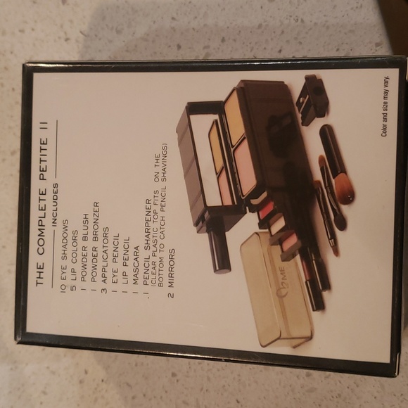 New in packaging - Picture 2 of 3